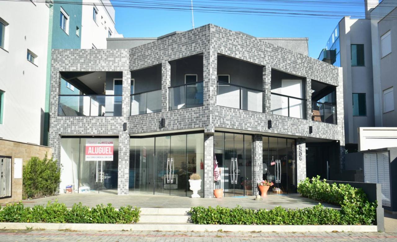 봄비나스 Residencial Melfi 3 Ap 6 아파트 외부 사진